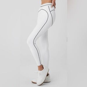 Alo Yoga NWT Airbrush High Waisted Heart Throb White/Black Legging Size L